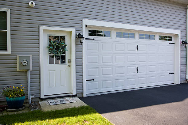 24/7 Emergency Garage Door Panel Replacement experts in Coffee County County, GA